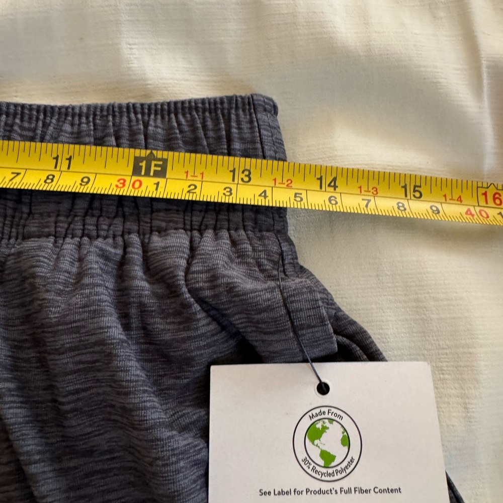 Men's/ Boy’s Athletic Grey Performance Shorts S (28-30) - Picture 7 of 9